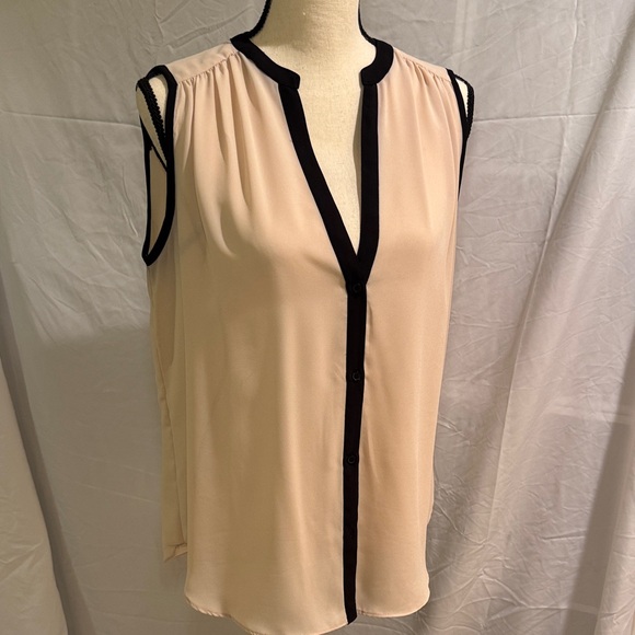 Max Studio Cream Blouse with Black Accents - Picture 1 of 12